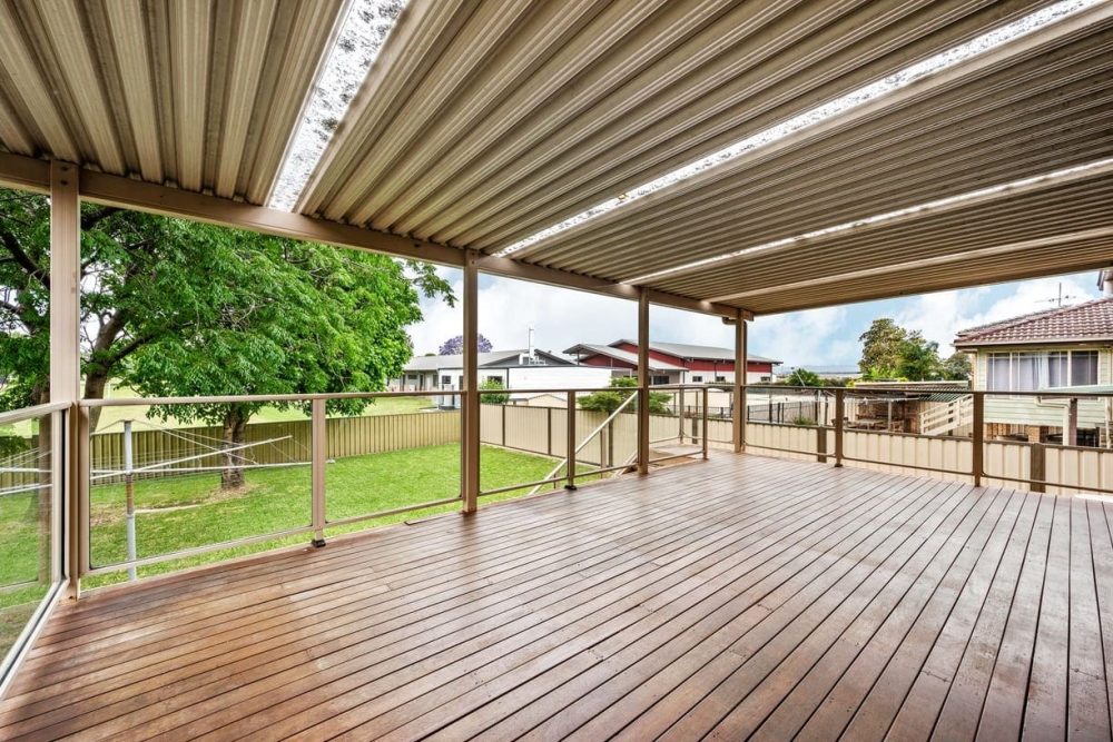 6 Ellen Avenue 16